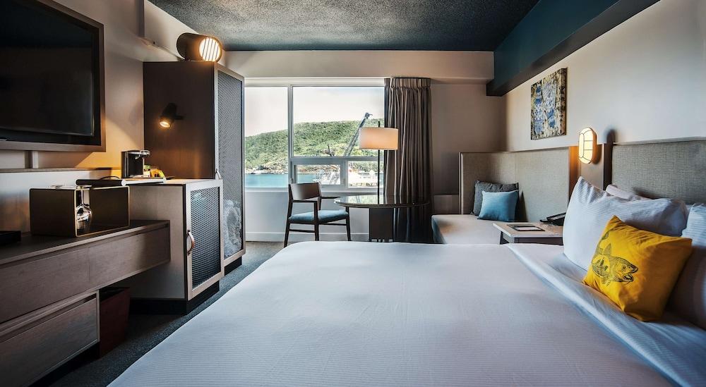 Doubletree By Hilton St. John'S Harbourview Hotel Eksteriør billede